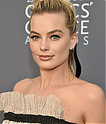 Filename=MQ_006.jpg
Filesize=32KiB
Dimensions=341x512
Date added=Apr 28, 2019 MQ_006.jpg