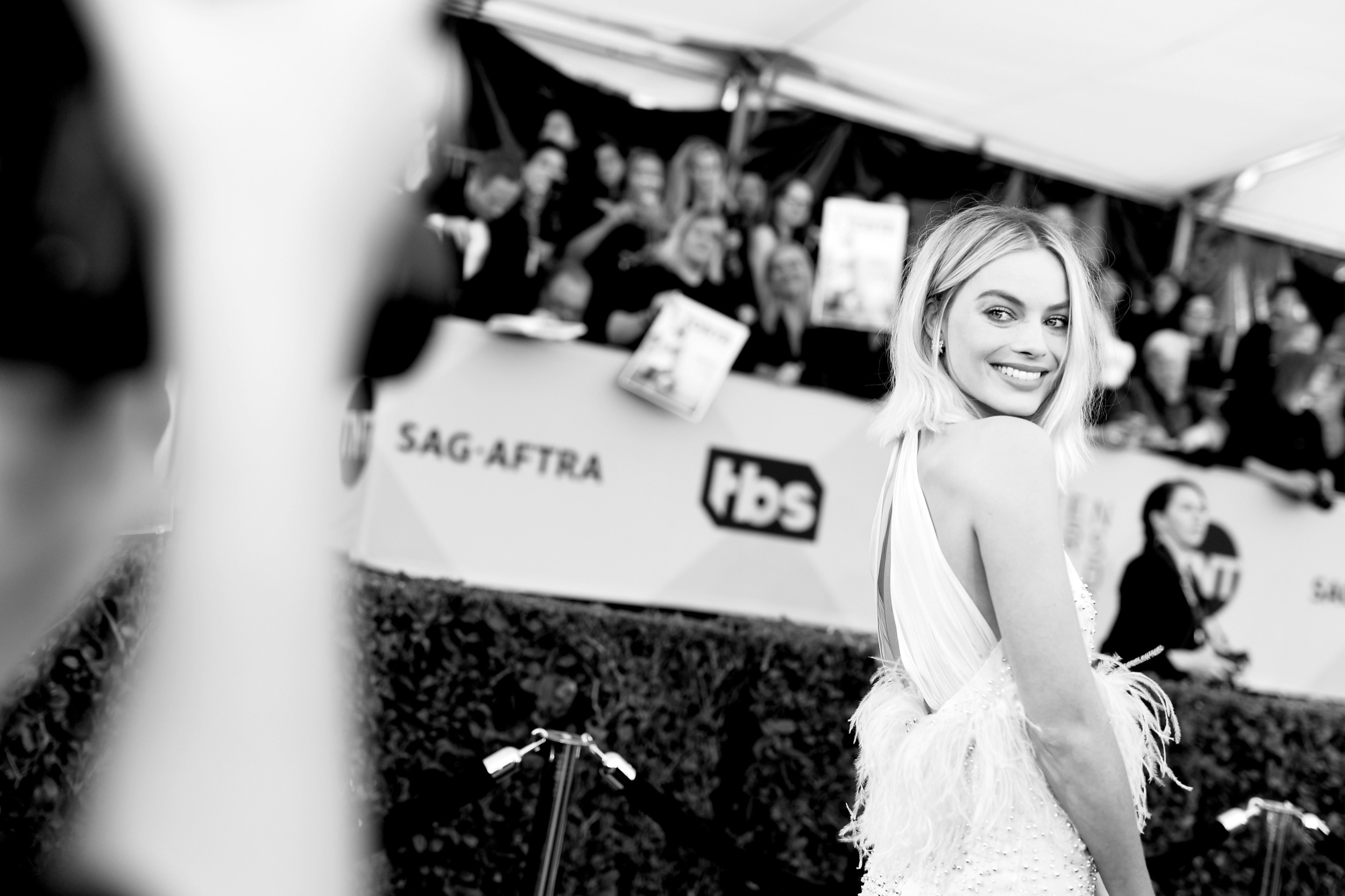 Jan 21 The 24th Annual Screen Actors Guild Awards Arrivals 087 Simply Margot Robbie 