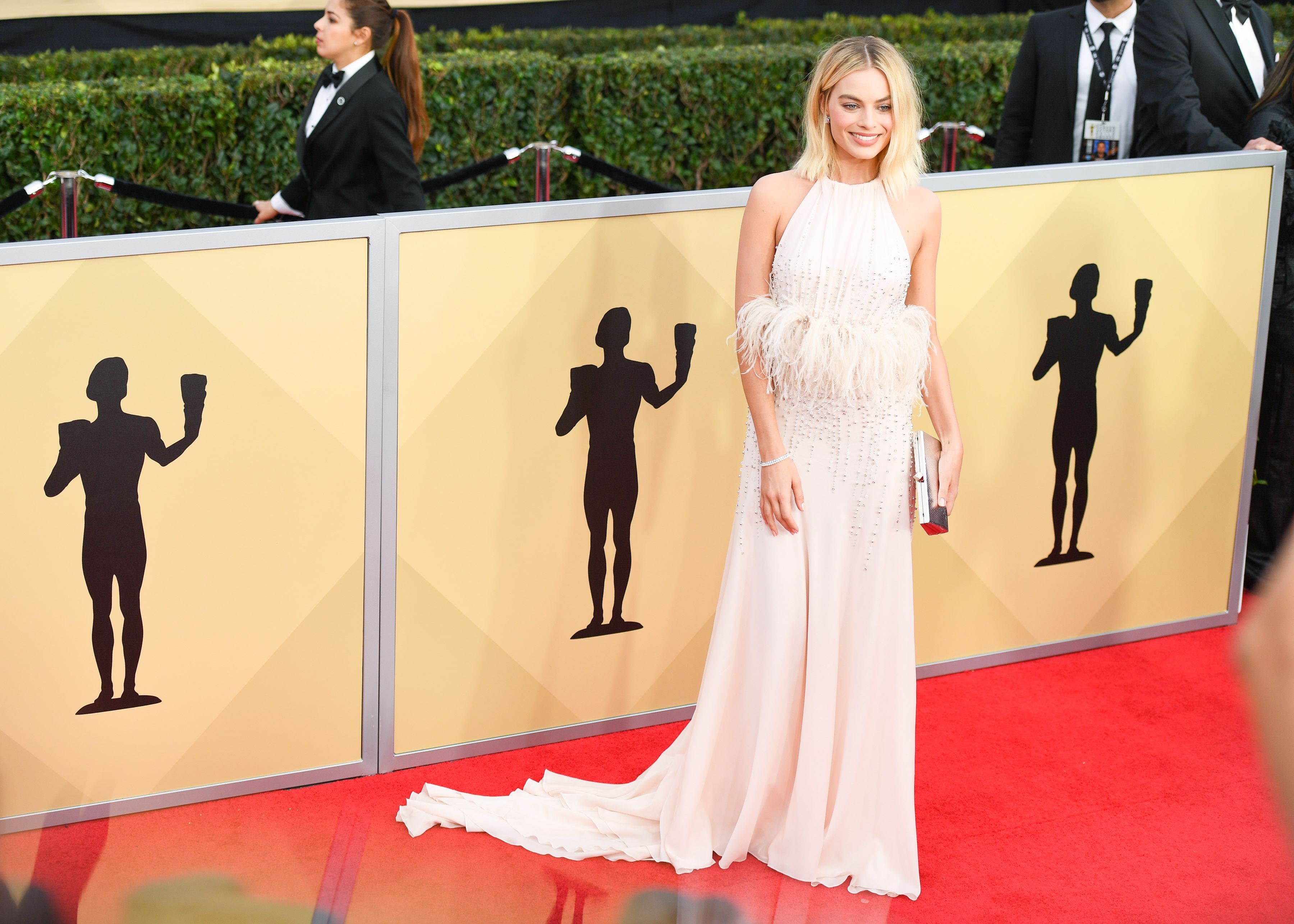 Jan 21 The 24th Annual Screen Actors Guild Awards Arrivals 153 Simply Margot Robbie 
